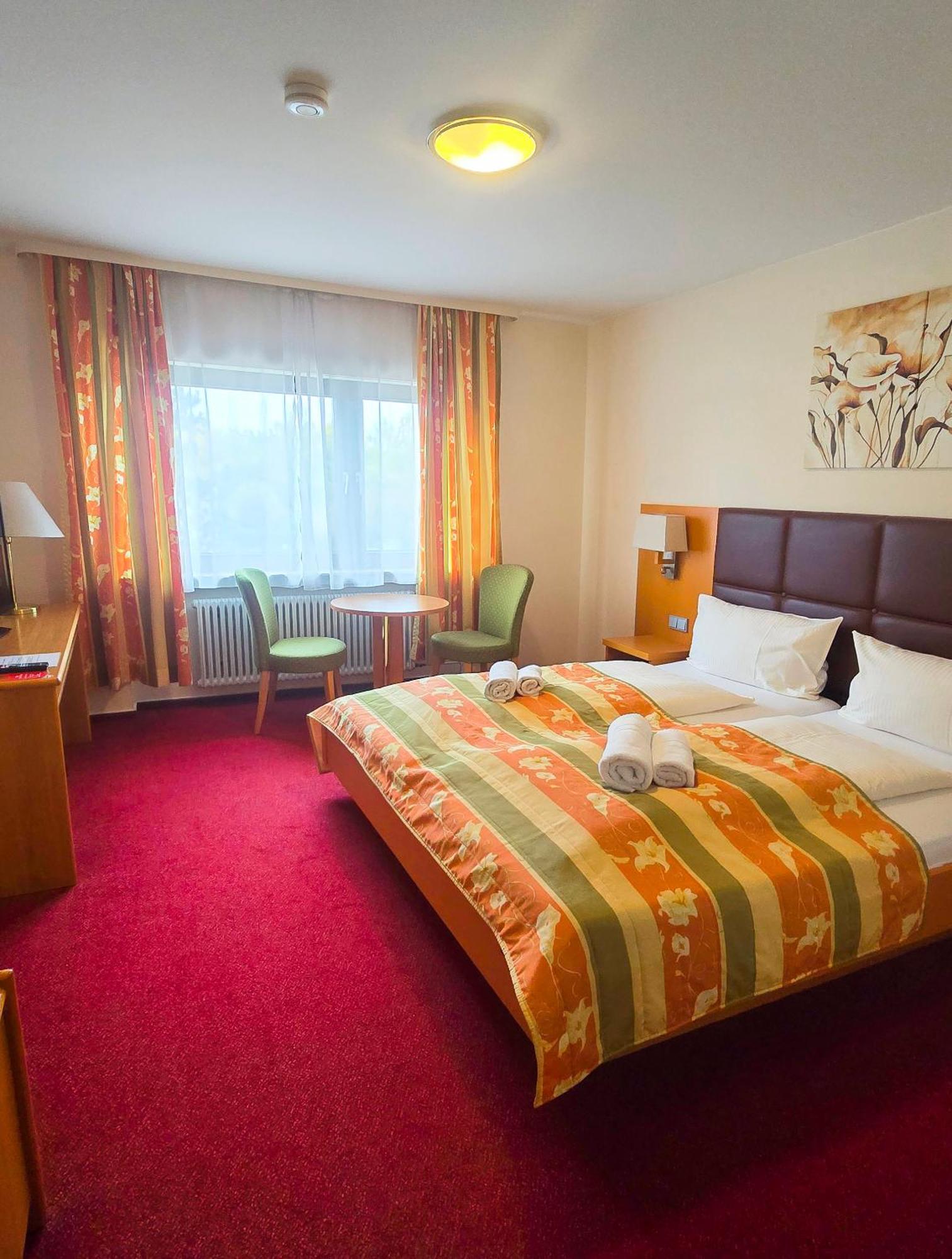 Hotel Zur Moselbruecke Schweich Ngoại thất bức ảnh