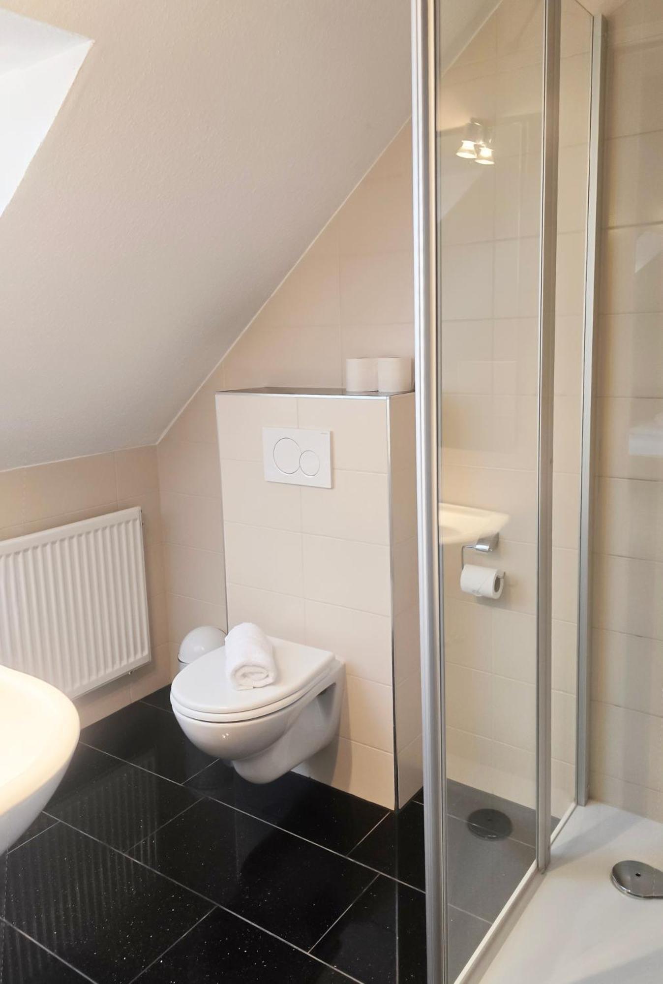 Hotel Zur Moselbruecke Schweich Ngoại thất bức ảnh